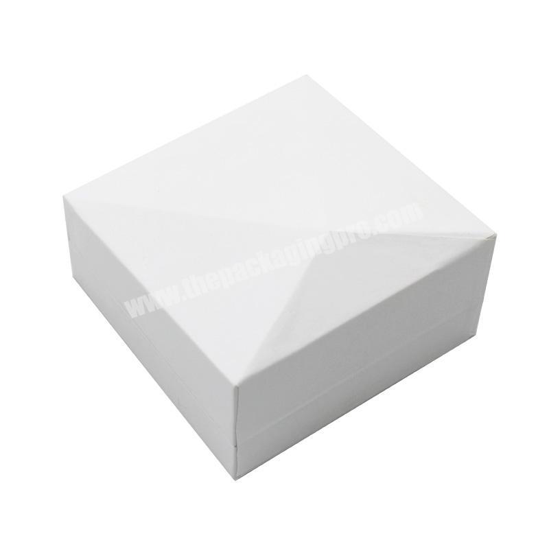 Luxury Special 3D Raised Lid Small Size White Wooden Jewelry Box Paaging