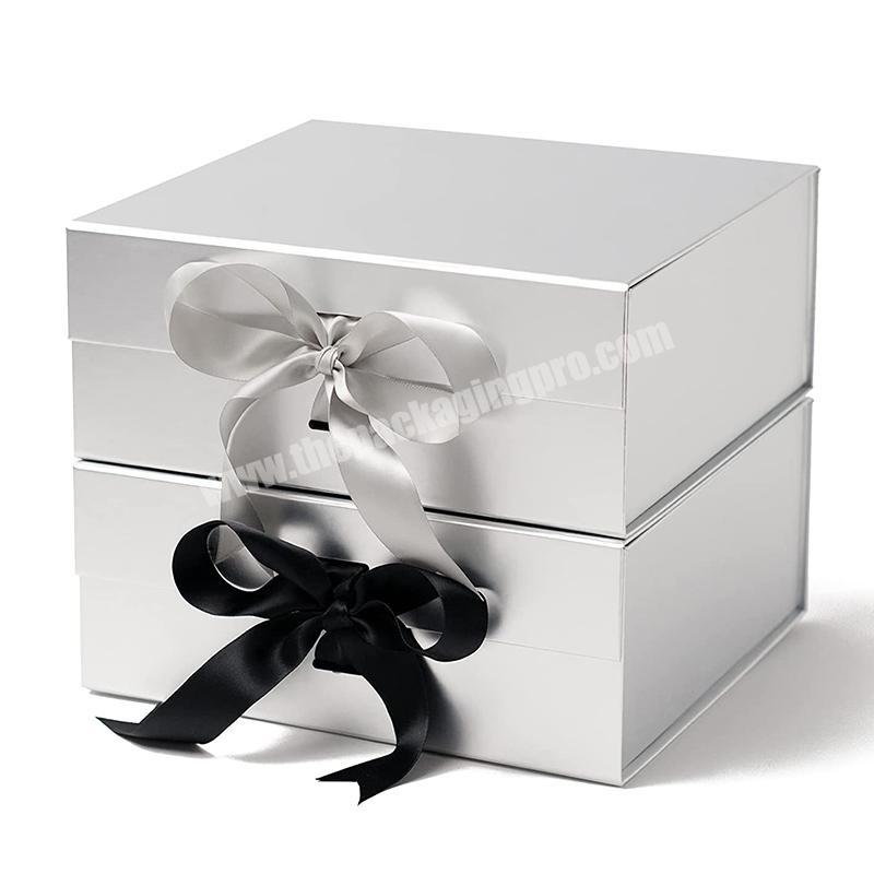 2022 Wholesale Hot Selling Luxury Valentine Gift Packaging Box White Custom Logo Magnetic Folding Box