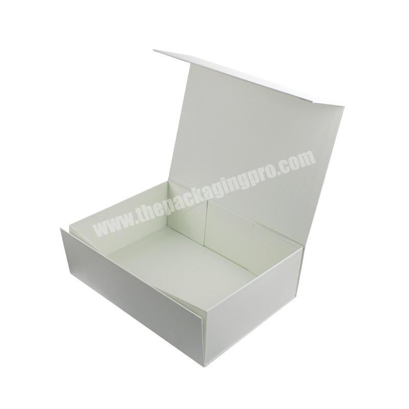 2022 hot Flat Pack Rigid Cardboard Bespoke Gift Packaging Magnetic Closure box Luxury Folding Box