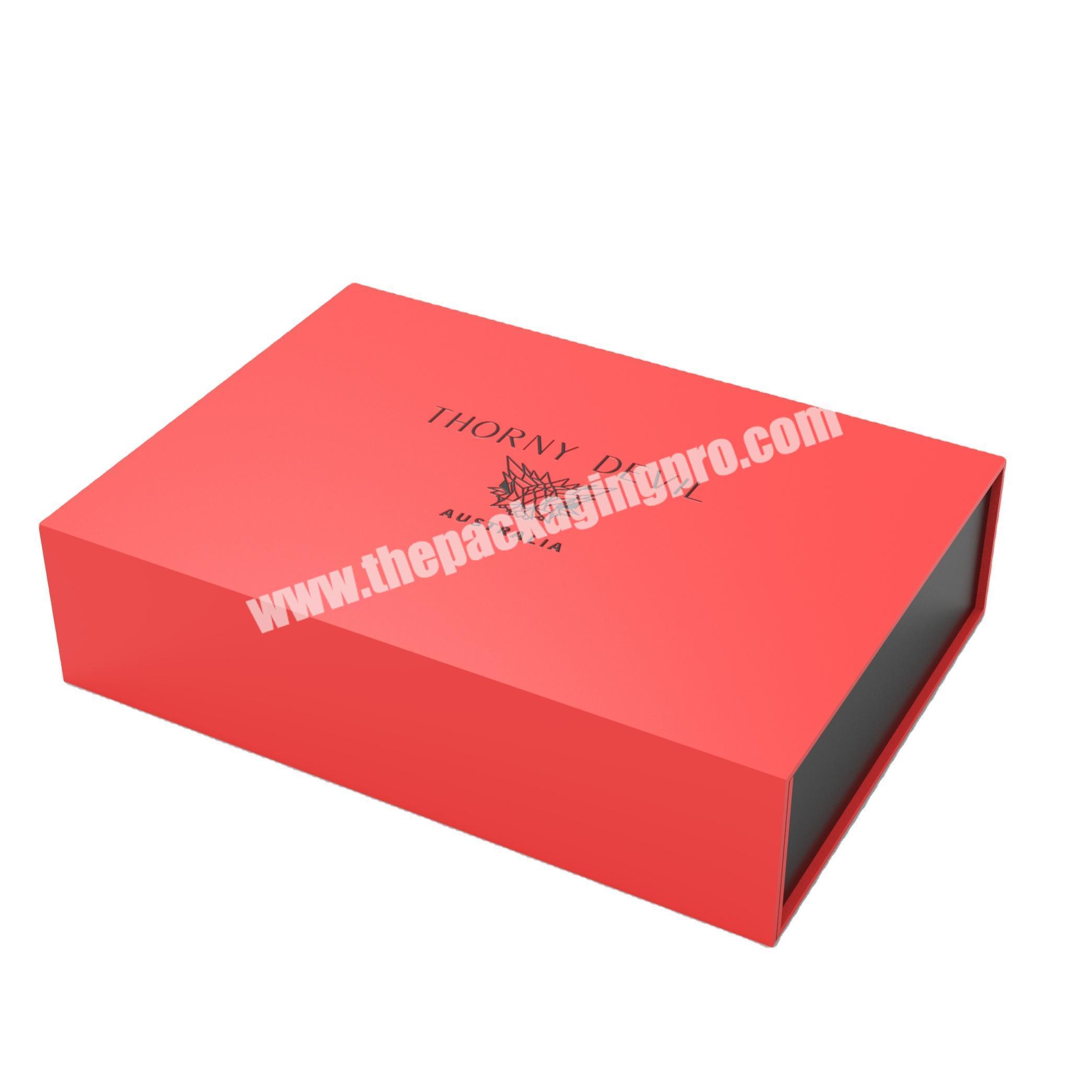 2022 hot sale custom logo magnetic paper packaging gift box with magnetic closure