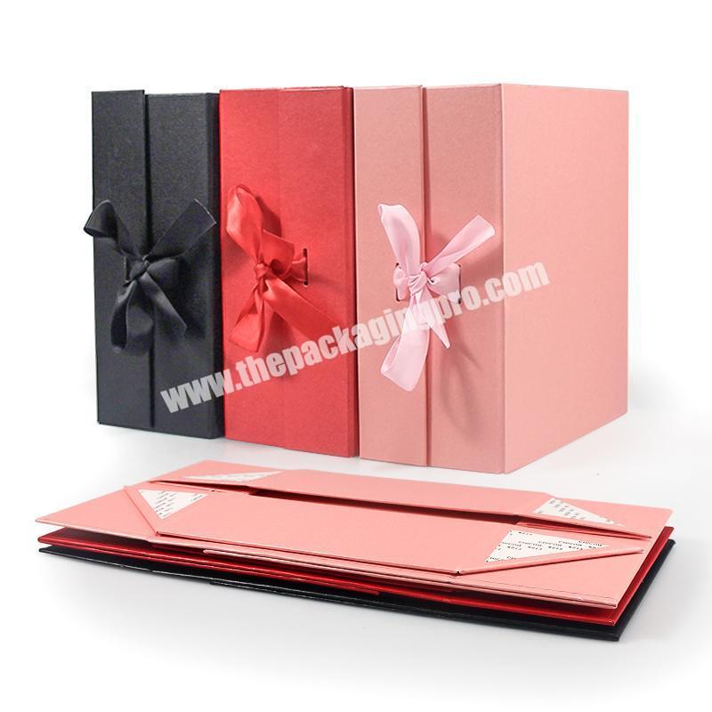 Beautiful Paper Magnet Close Flip Folding Gift Box Girlfriend Birthday Lipstick Perfume Cosmetic Gift Black Packaging Box Ribbon