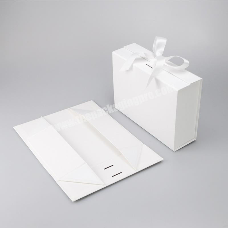 Cardboard Recycled Custom Logo Folding Gift Box  Folding Gift Box With Ribbon Folding Paper Box