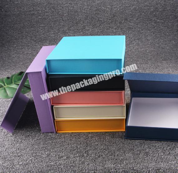 China Factory Magnetic Lid Bridesmaid Wedding Custom Packaging Boxes Foldable Mothers Day Gift Box With Magnetic Lid