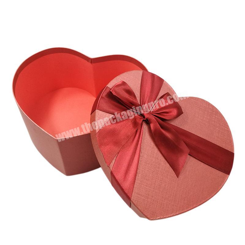 Chocolate wedding gift boxes wholesale christmas red love heart shaped luxury empty gift boxes with ribbon