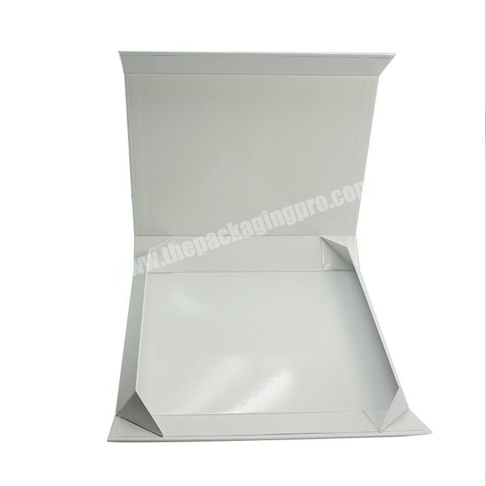 Clothing Boxes with Custom logo white packaging box with UV printing girls' dresses packaging with glassy lamination
