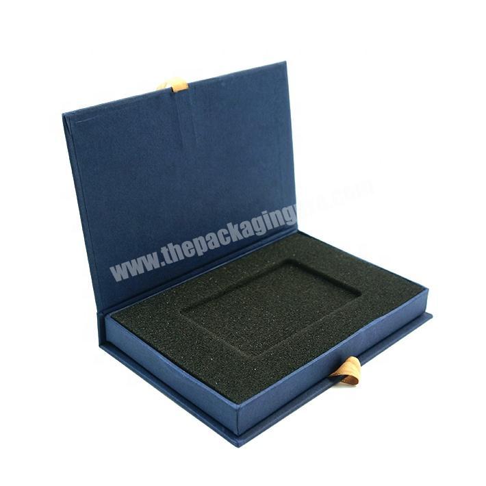 Custom Flat Cardboard Paper Foldable Gift Box Withe Magnetic Closure with Foam Insert