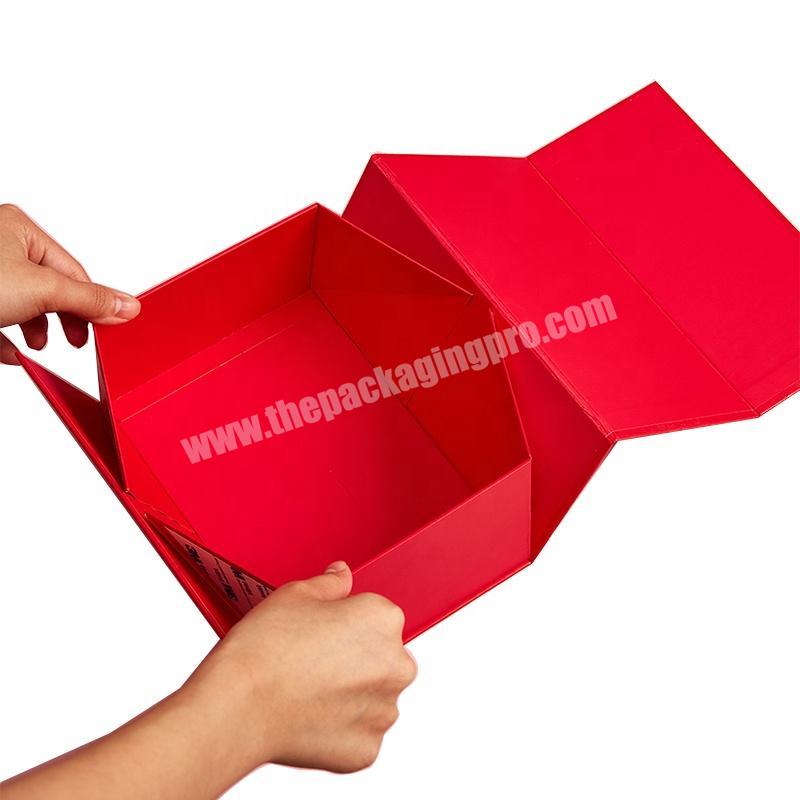 Custom HDF Material Red Folding Packaging Paper Magnetic Boxes with UV LOGO Printing