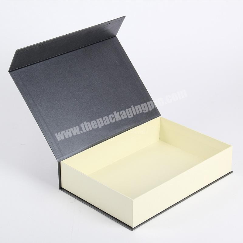 Custom Handmade Luxury Matt Folding Magnetic Gift Packaging Box