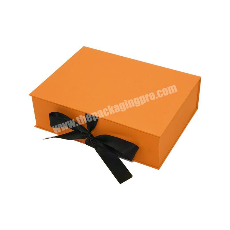 Custom Logo Printed Magnet Folding Packaging Cardboard Luxury Gift Boxes With Ribbon