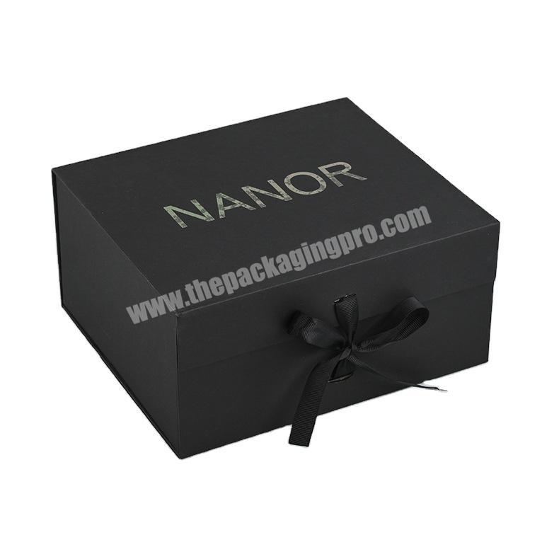 Custom Luxury Paper Foldable Folding Magnetic Gift Box Garment Apparel Clothing gift Packaging Box