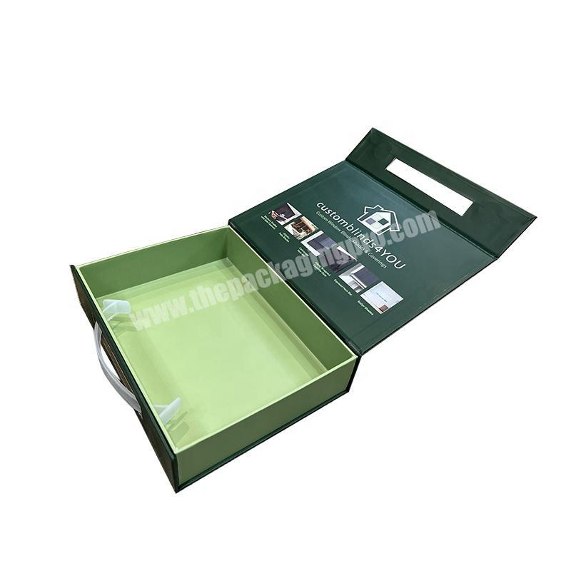 Custom Super Strong Magnet Gift Box with Plastic Handle 1800gsm Cardboard Material Packaging Box Wholesale