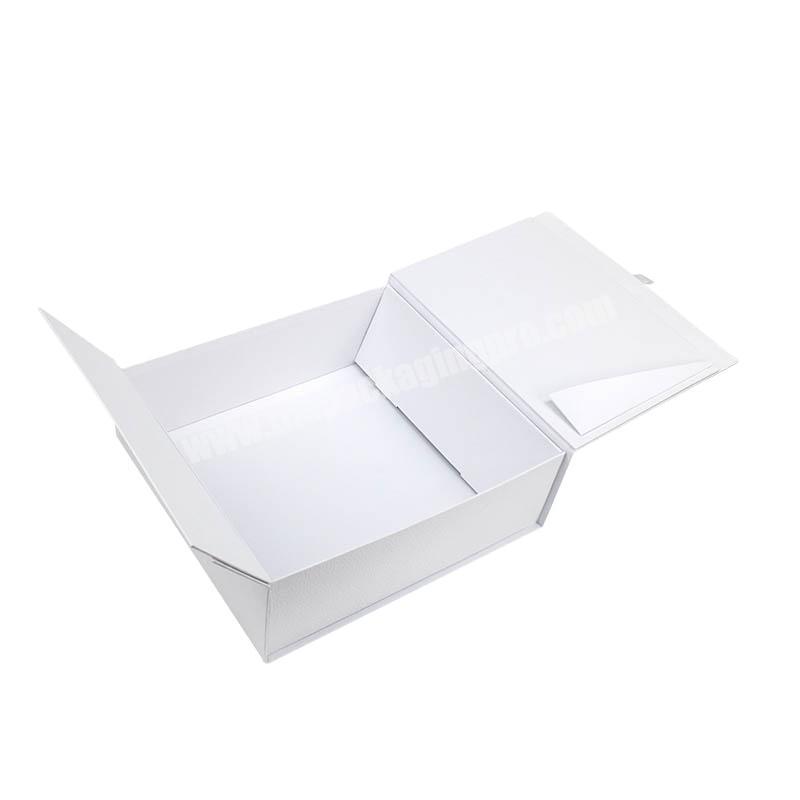 Custom White Large Rigid Paper Cardboard Gift Packaging Magnetic Folding Box for clothing