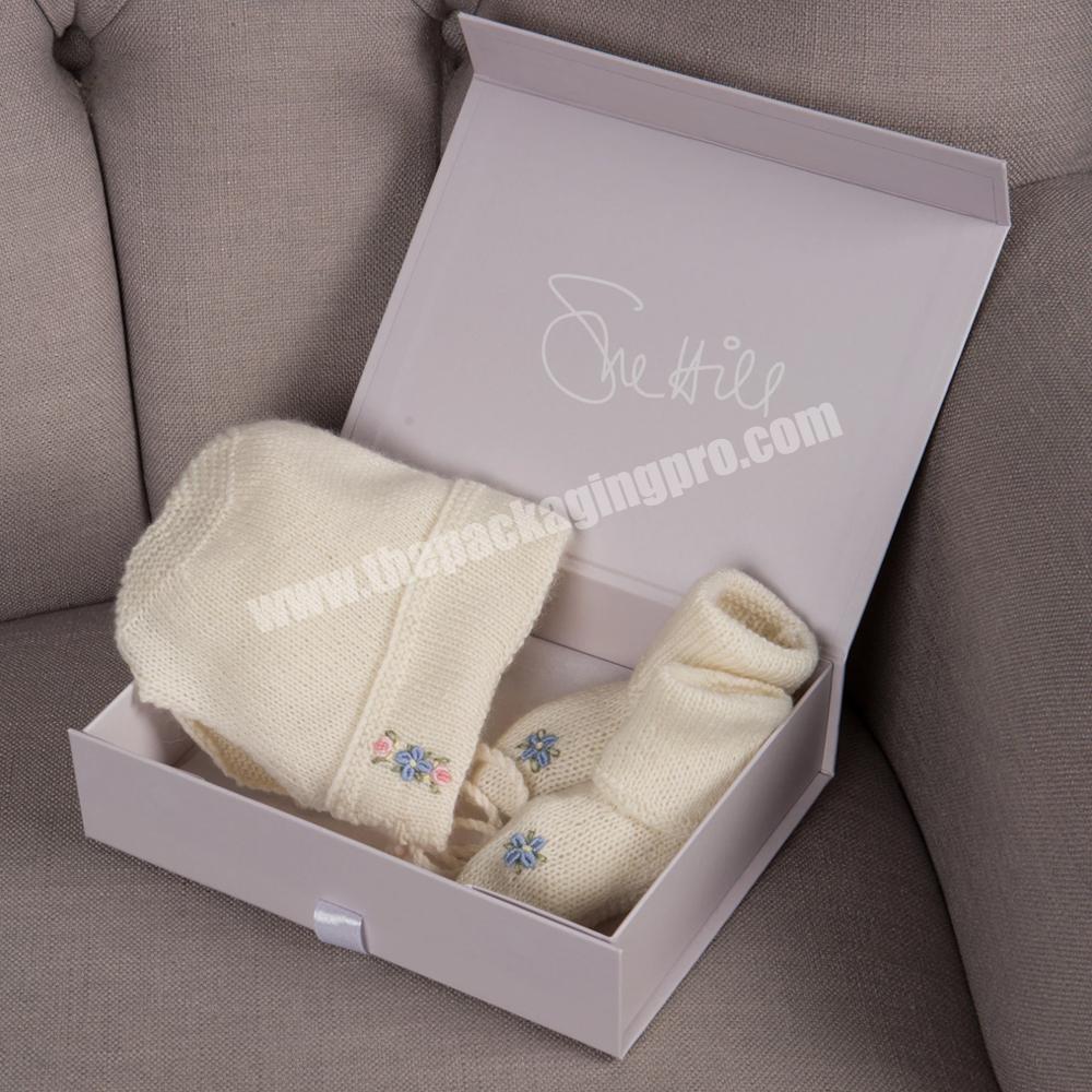 Custom delicate appearance paper with ribbon happy birthday fold packaging high walled rigid  gift box with lid folding box