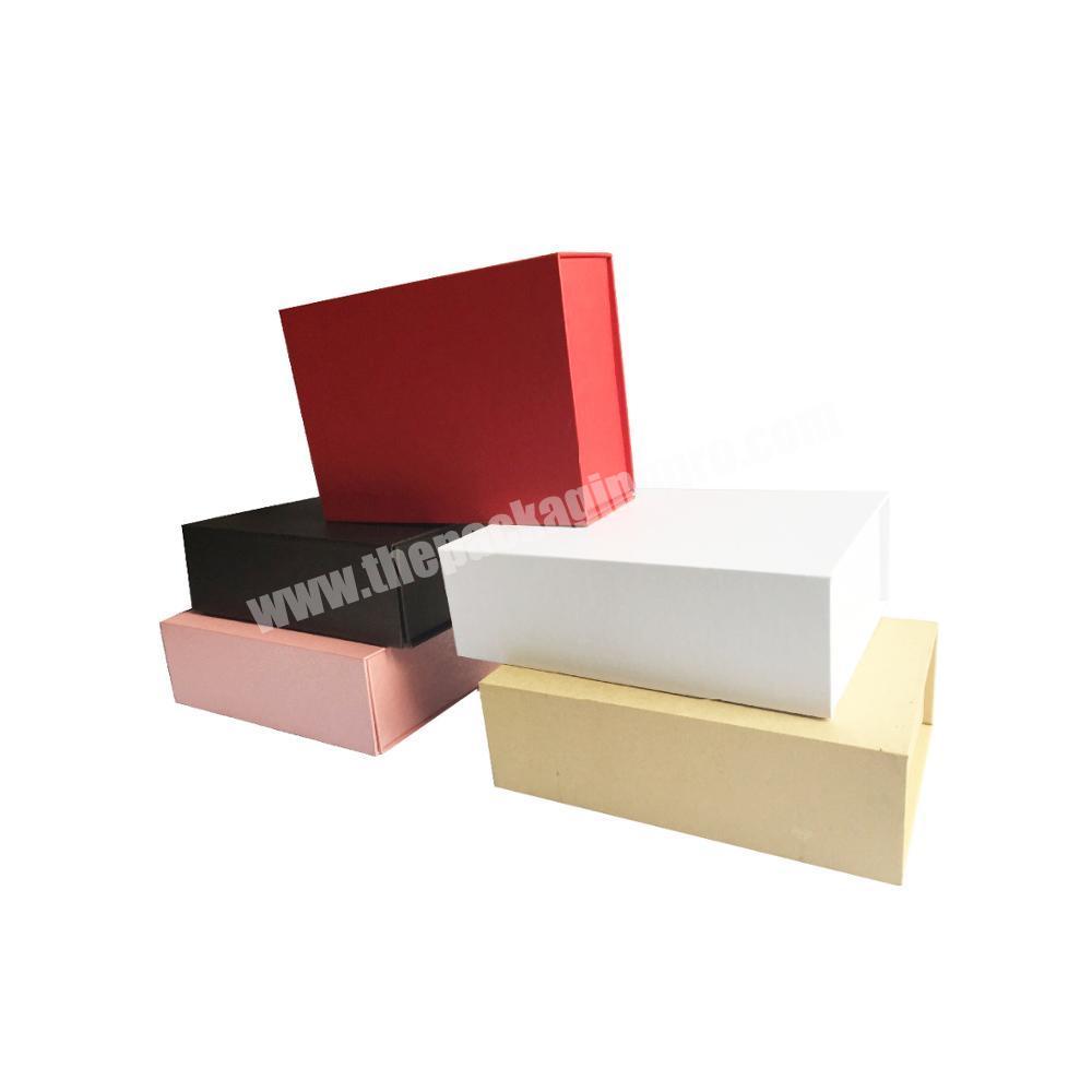 Custom foldable cardboard white magnetic  closure gift  jewelry necklace lash  pyjama clothing packaging boxes wholesale