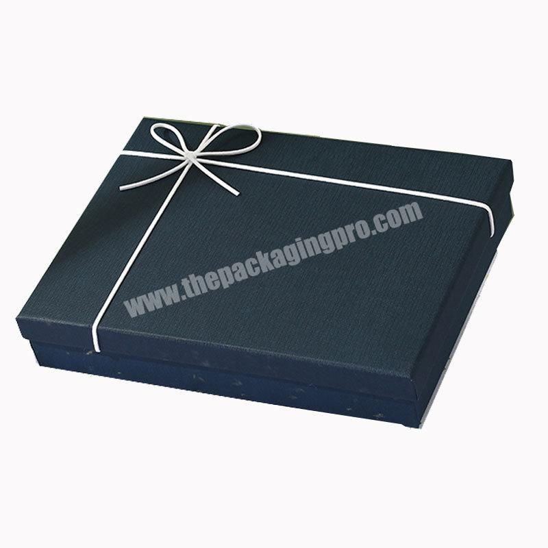 Custom holiday gift box tie scarf jewelry packaging box wholesale Colorful box with a lid