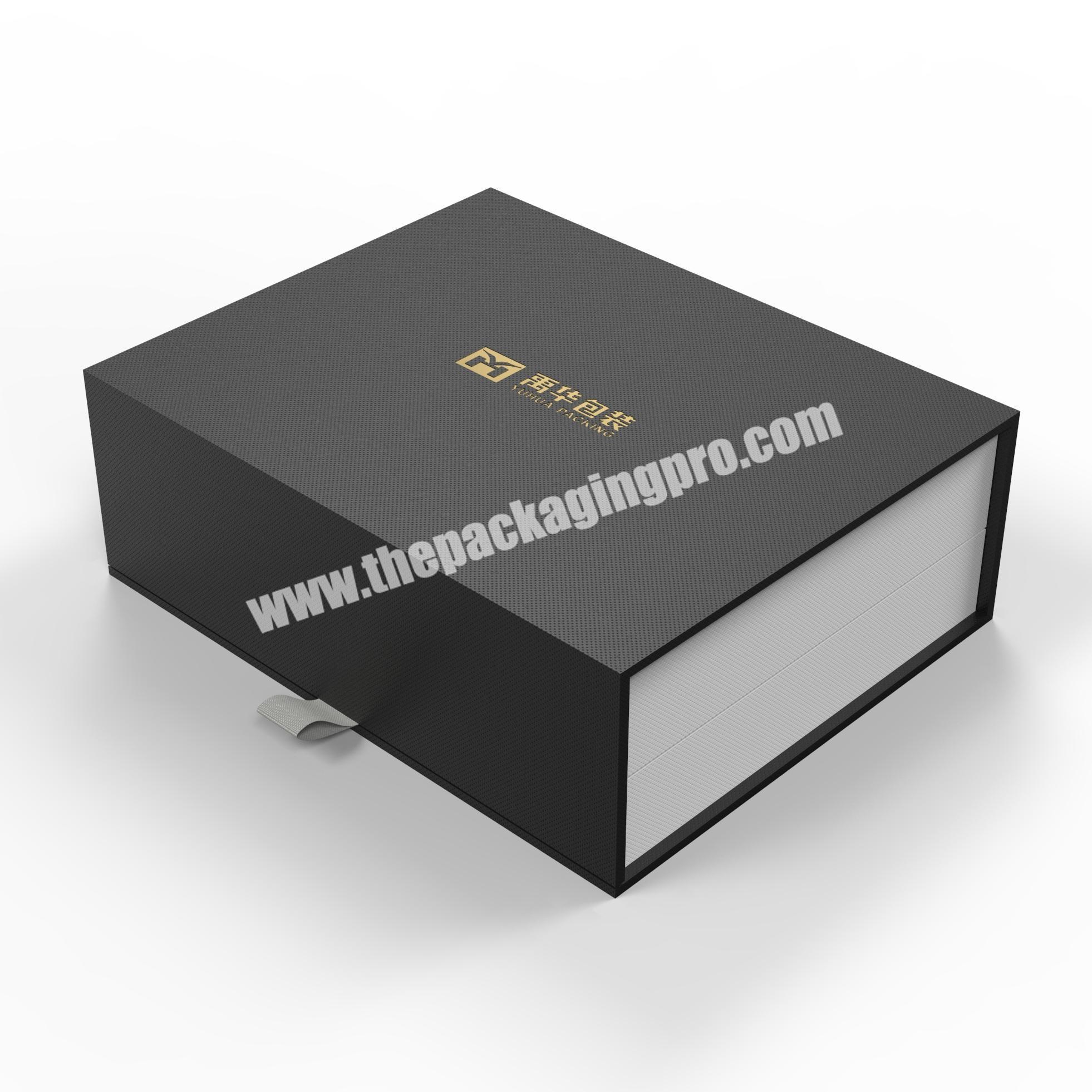Custom luxury matte printing black packaging boxes for clothes magnetic box flip lid gift box