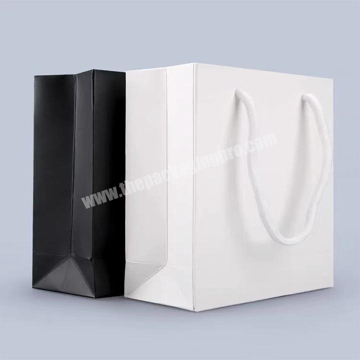 Custom premium high quality gift shopping paper bag with logo cosmetic packaging bag white shipping bag