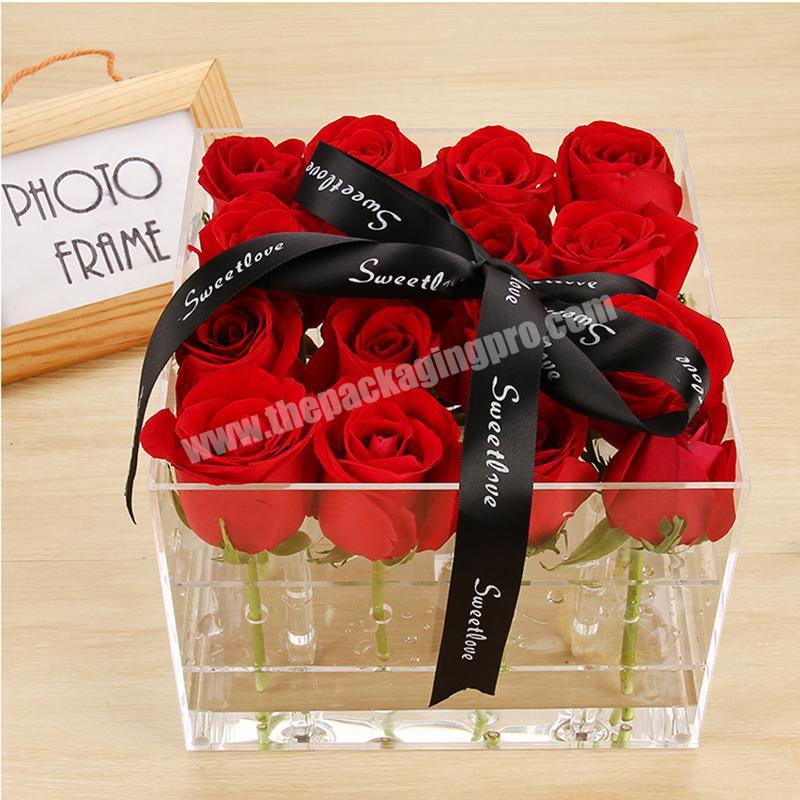 Custom small square clear acrylic rose flower storage box acrylic flower bouquet packaging box with lid for wedding wholesale