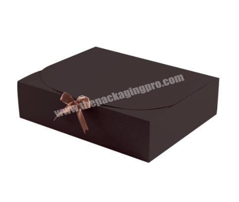 Customize Black Bonbon Packaging Chocolate Box With Ribbon