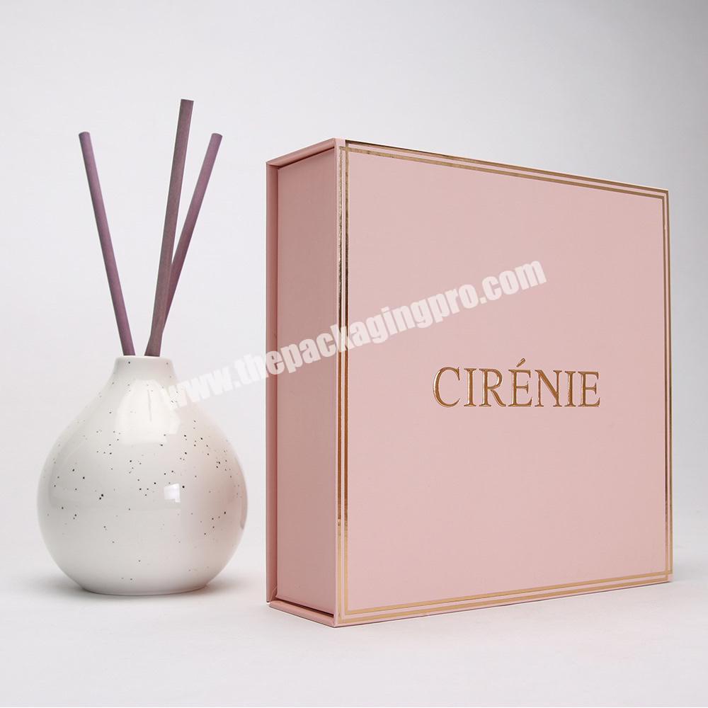Elegant Custom Book Shaped Candle Aromatherapy Jar Magnetic Closure Rigid Cardboard Paper Packaging Boxes