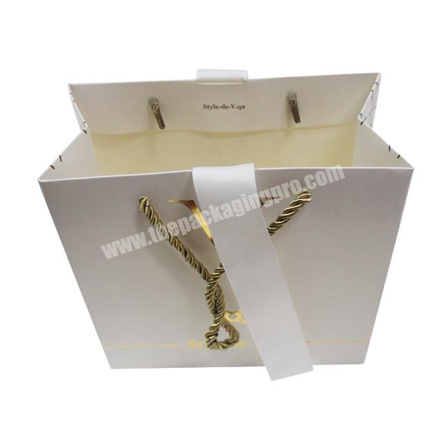 Factory Directly Luxury Foil Glitter Custom Logo Print Shopping Gold Paper Gift Bag