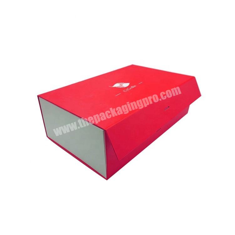 Flat package custom cardboard box gift magnet closure custom gift box for clothing