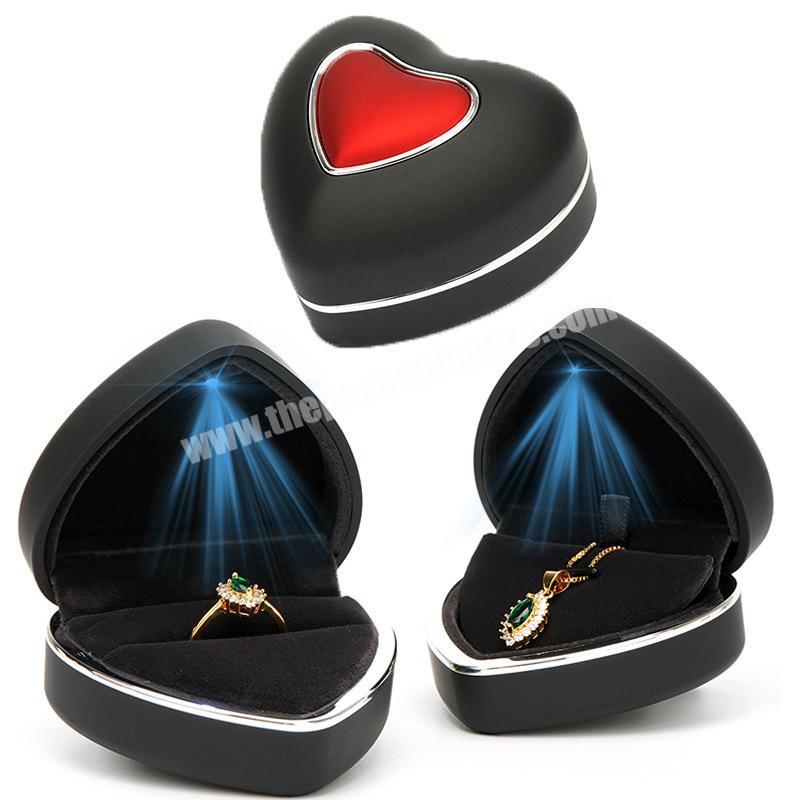 Heart-shaped velvet light diamond jewelry LED ring necklace box