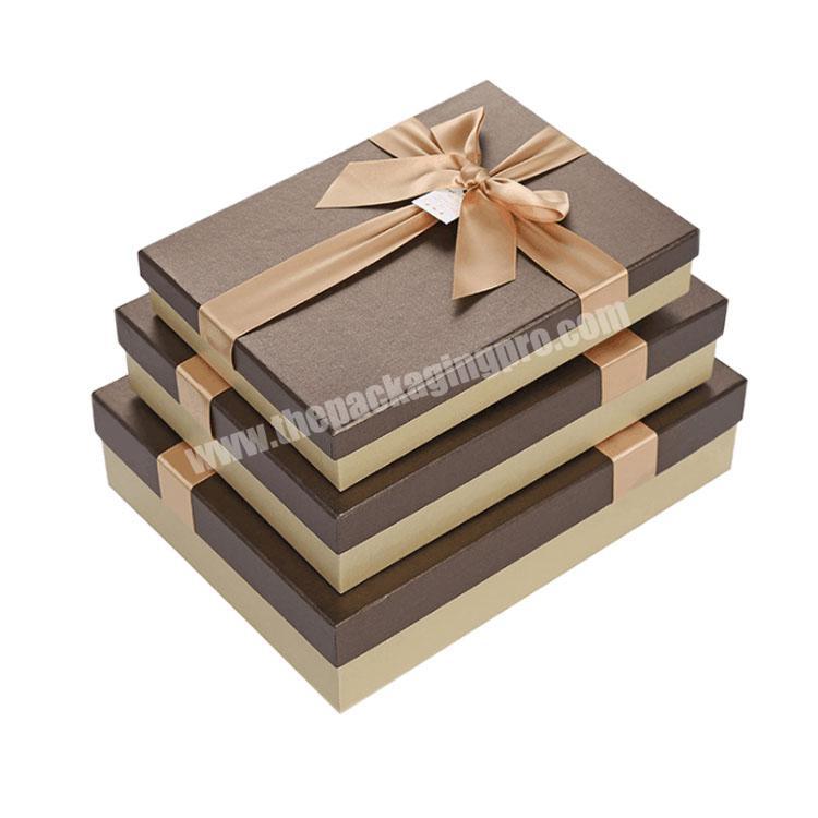 High quality exquisite lip and base customized logo and color cardboard gift box packaging