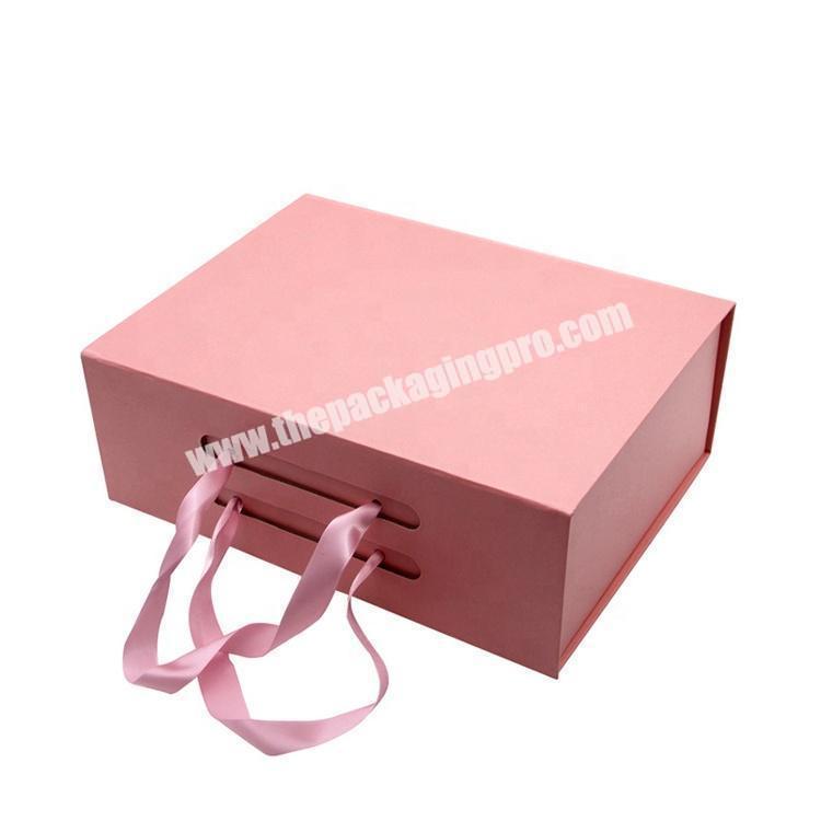 Hot Selling Custom Brand Garment Shoes Rigid Cardboard Gift Packaging Ribbon Popular Foldable Box with Handle