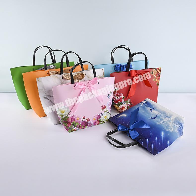 Lipack Custom Printed Luxury Gift Paper Shopping Bag Offset Printing Recycled Gift Packaging Paper Bag With Ribbon Bow Tie