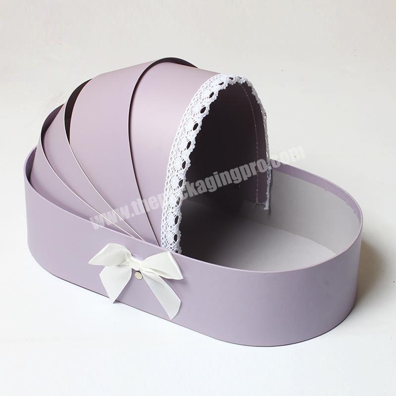 Lovely paper baby bassinet flower gift packaging box for mother's day soap flowers with handle customized logo wholesale