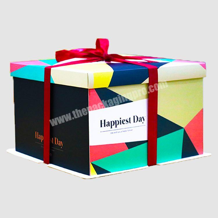 Low Price New Type Customize Food Accepted Paper Boxes Cake Box With Board