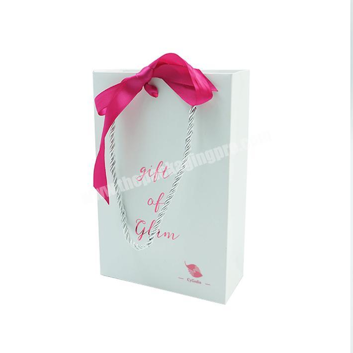 Luxury Custom Print Wholesale  Paper bags for Packaging with logo