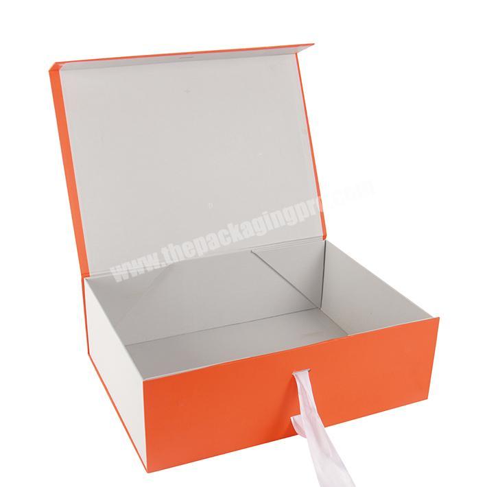 Luxury custom logo color printed  eco-friendly cardboard paper magnetic folding box packaging gift  foldable  box