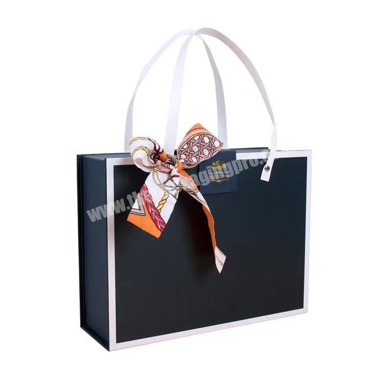 Magnetic unfoldable Bridesmaid Custom Packaging luxury Gift Box