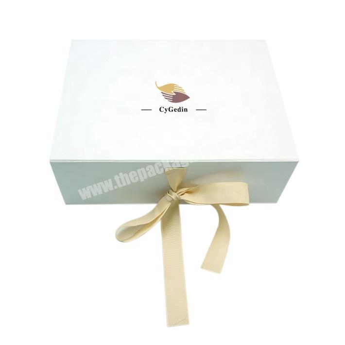 Matt Lamination Collapsible Gift custom Box Made of Cardboard Magnetic Gift Folding Box with Ribbon