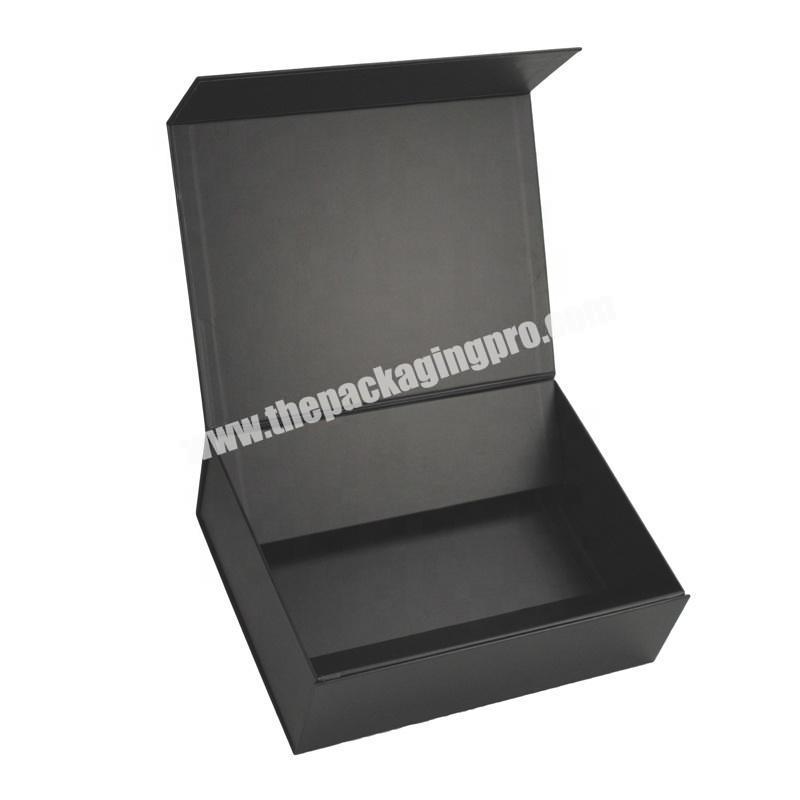 Speedy Assembling Durable 2 Flap Inside Custom Folding Magnetic Black Gift Box
