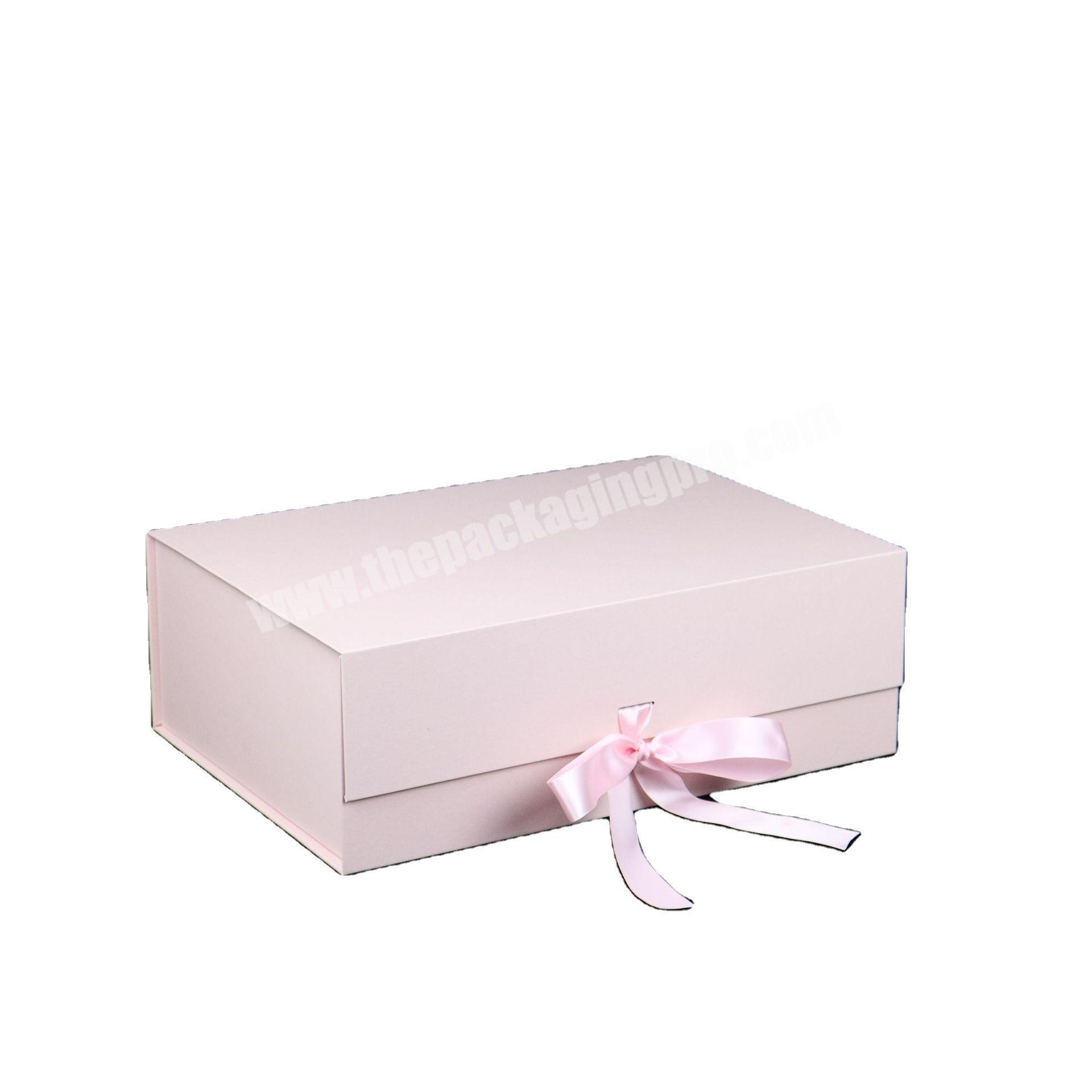 Square Cosmetics Carton Boxes Magnetic Gift Paper Box For Garments With Ribbon