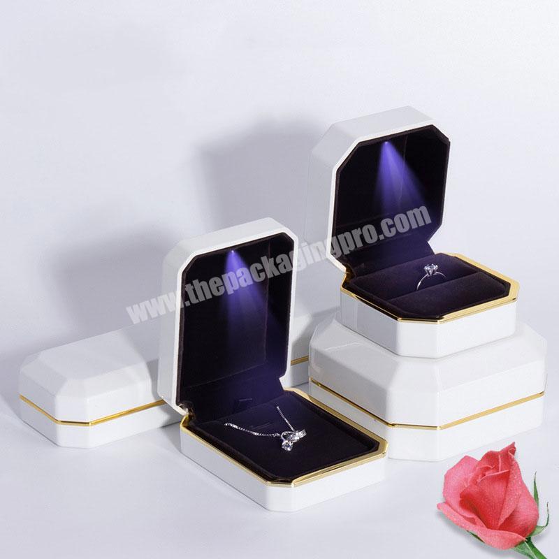 Velvet Luxury Jewellery Storage Pouch Gift Packaging Box Mini Custom Printed LED Light Jewelry Boxes