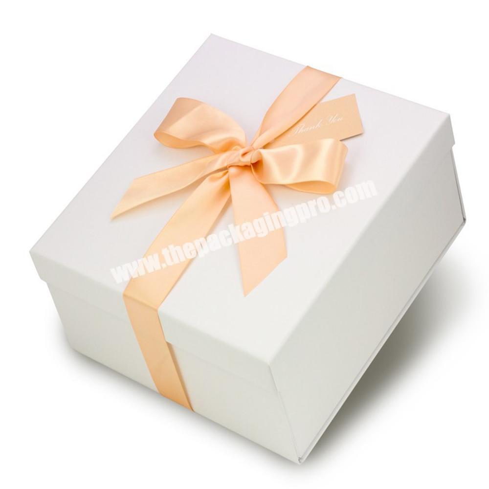 White Lid and Bottom Box Wedding Gift With Ribbon Up and Bottom Cardboard Paper Box Birthday present Anniversary Gift Packaging