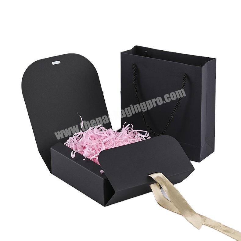 Wholesale Eco-Friendly Paper Gift Bags Customised Gift Bags