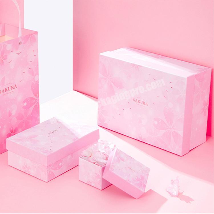 Wholesale High Quality Elegant Romantic Luxury Valentine Gift Rigid Box Packaging With Custom Logo