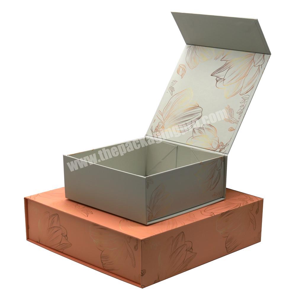 custom Box Logo Cardboard Caixa Plegable Personalizado Foldable Magnetic Close Folding Cosmetic Gift Box