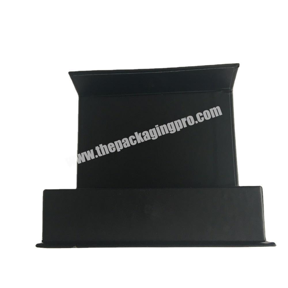 custom black decorative closure rigid cardboard vip gift card gift box with gold stamp logo