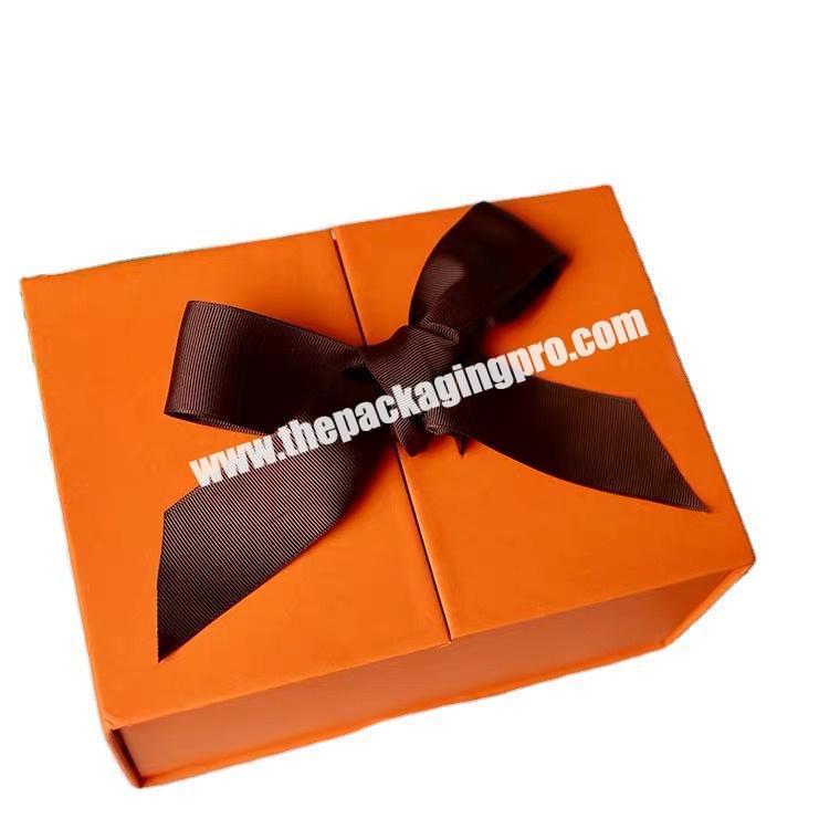 Factory High End Wholesale  Folding Paper Packaging Box Packaging Paper Gift Box With Ribbon