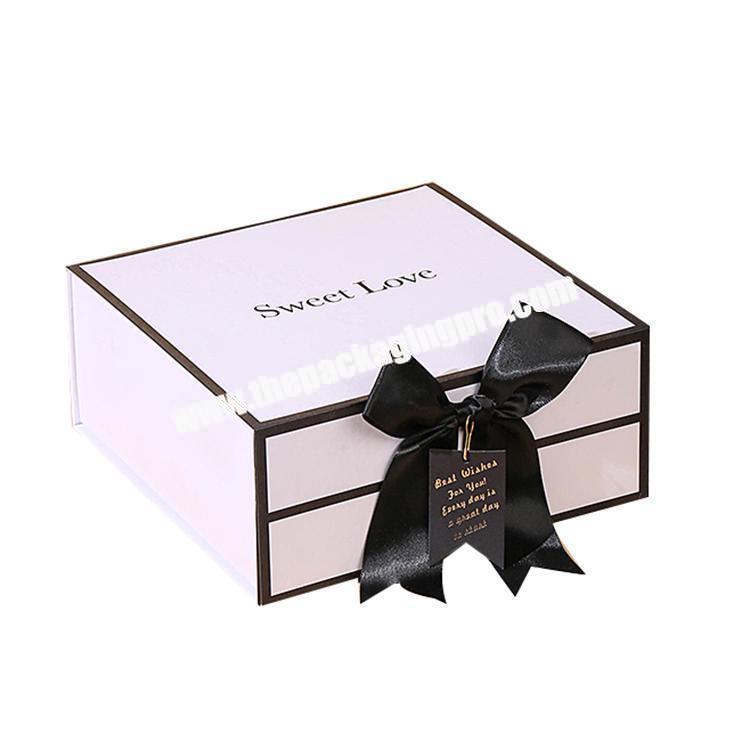 personalize wholesale white custom magnetic paper cardboard packaging manufactures favor baby perfume gift boxes