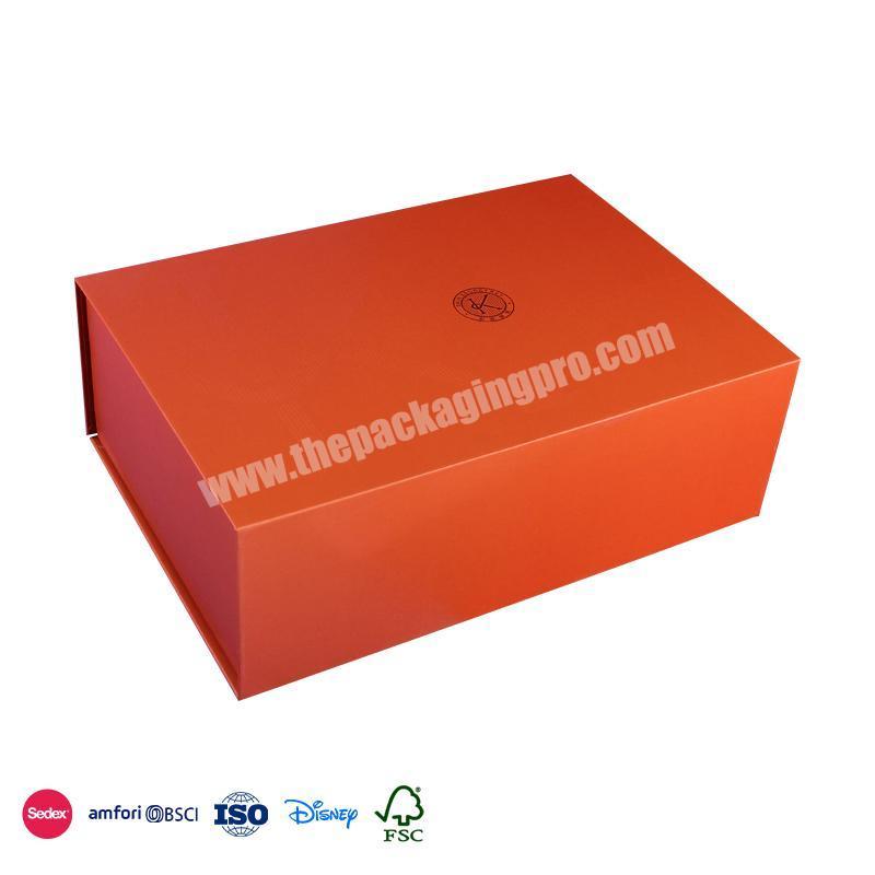 2022 New Arrival Orange With Leather Hand Strap High Quality With Simple Logo gift box for cosmetics