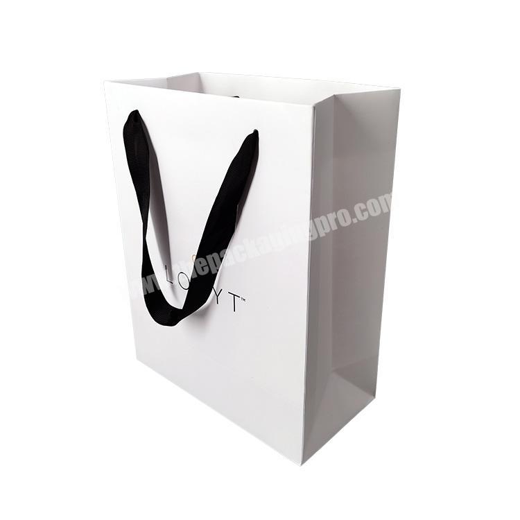 2022 New Product Recycled Material White Kraft Craft Boutique Paper Shopping Gift Paper Bag With Satin Ribbon Handle