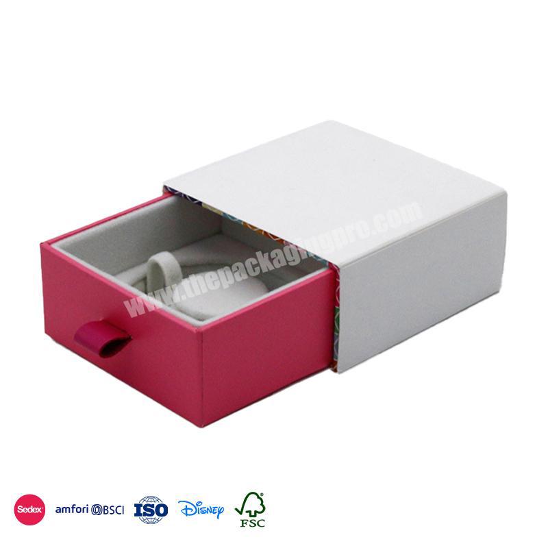 2022 Trending Products Color with rose red inner layer small design drawer men birthday box gift set