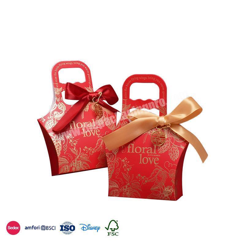 2022 Trending Products Tote bag style with cutout bracelet and ribbon decoration wedding food gift box